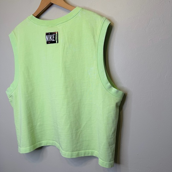 Nike | Plus Size Neon Boxy Sleeveless Shirt Crop Top Muscle Tee - Picture 9 of 16